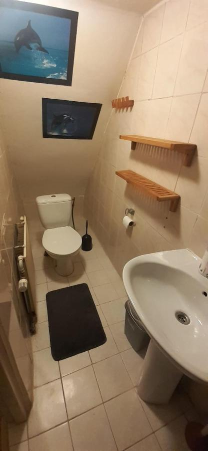 Pensión Iru, Not For Parties, Not A Hotel, With No Kitchen
