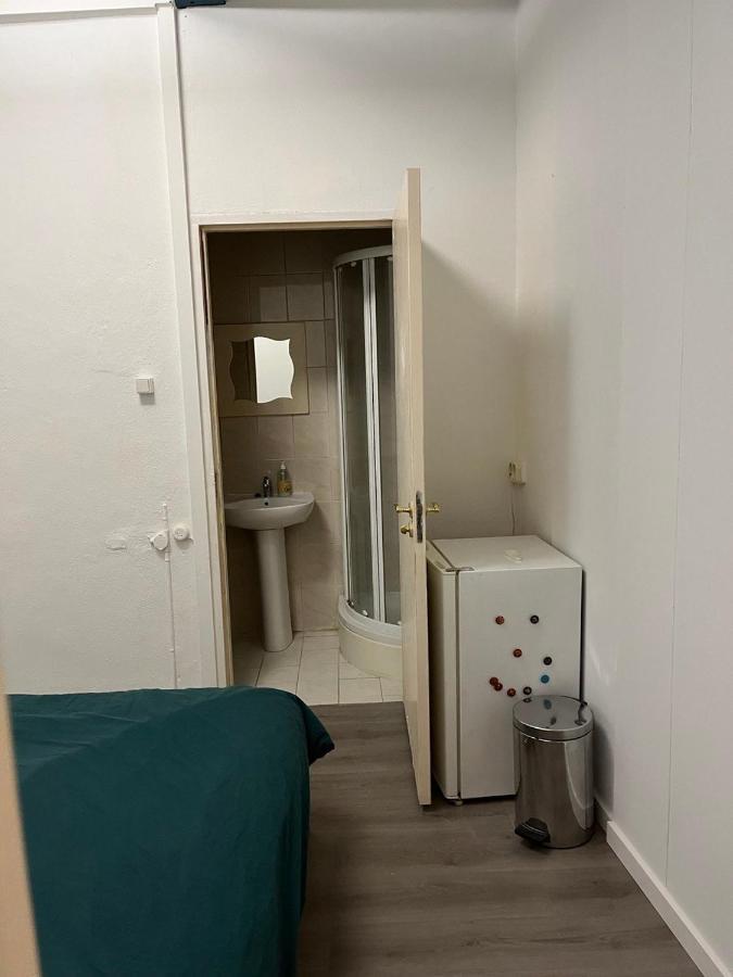 Pensión Iru, Not For Parties, Not A Hotel, With No Kitchen *